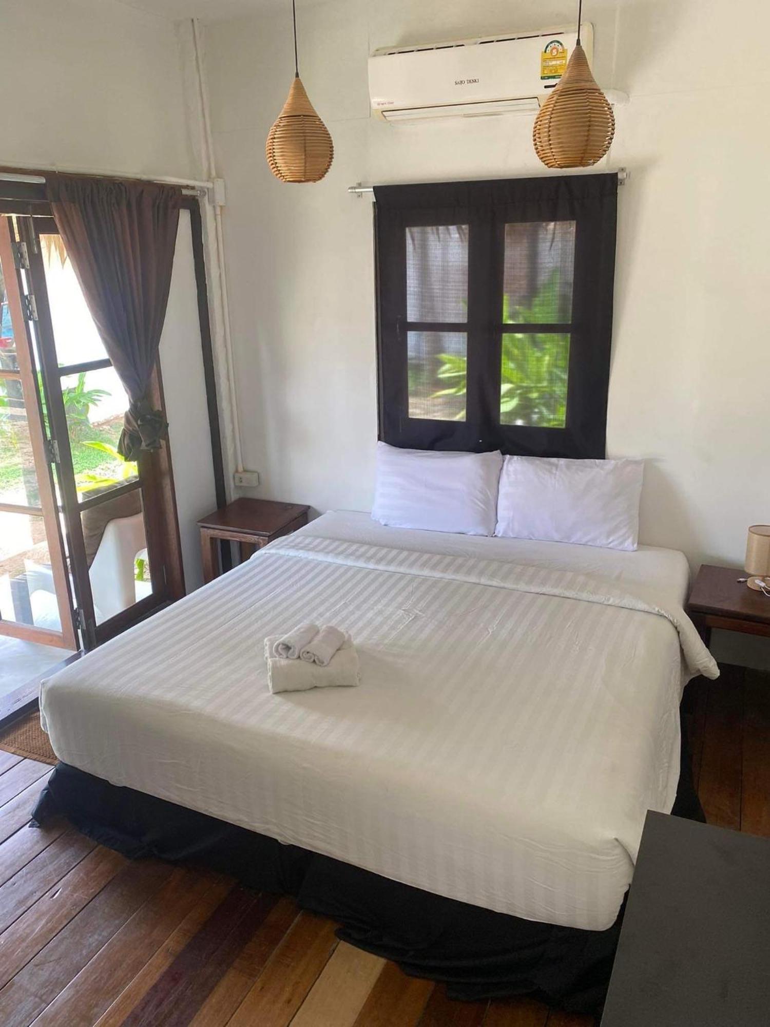Wild Wood X Hansa Beach Fitness Resort Thongsala Exterior foto